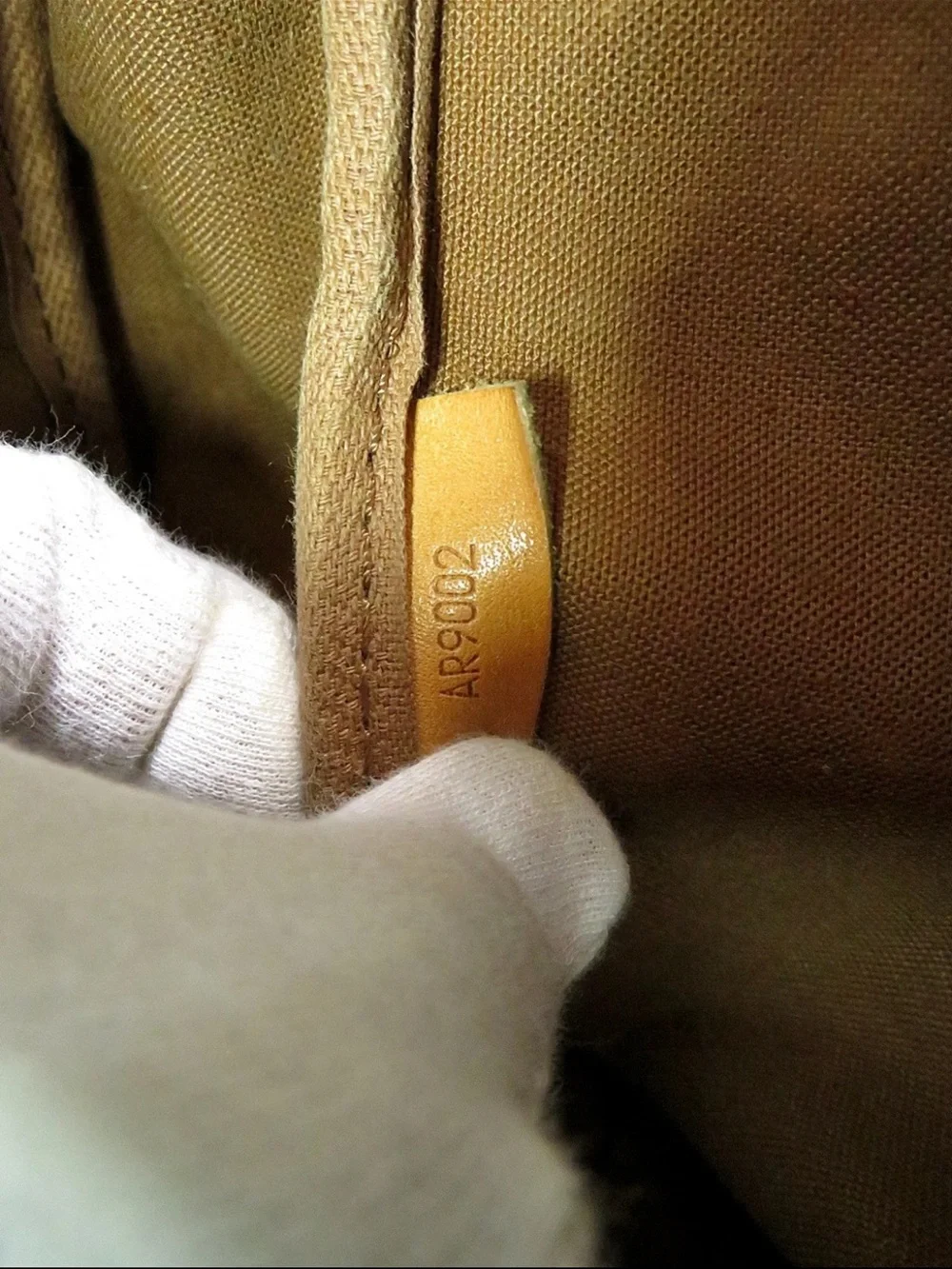 Louis Vuitton Brown Monogram Canvas Messenger Bag